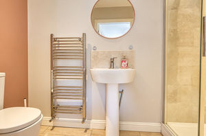 Master Ensuite- click for photo gallery